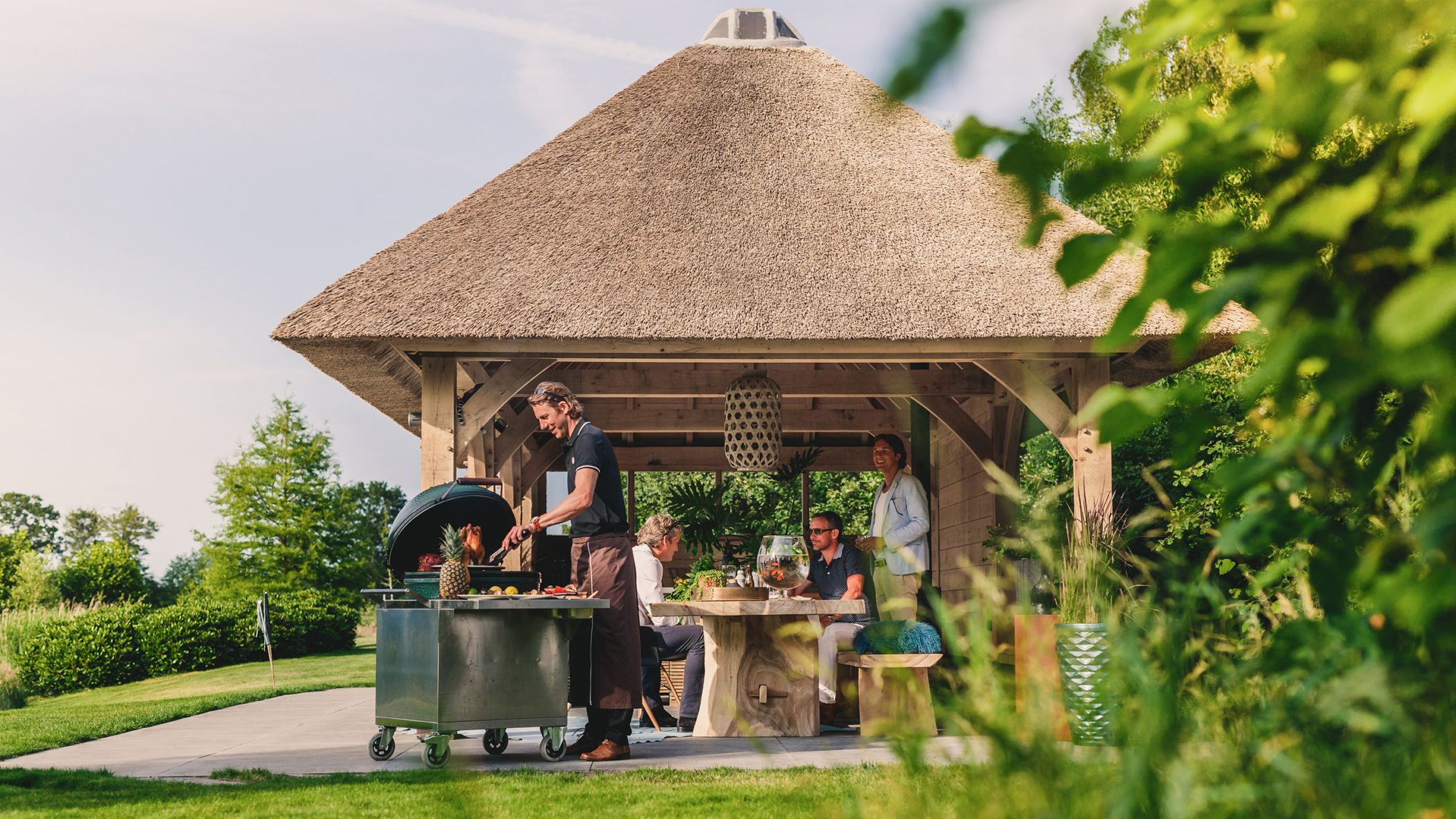 rietgedekte tuinkamer