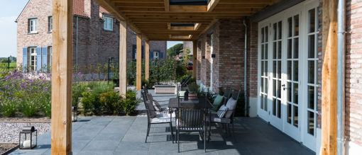 Ode an das Licht | Eichenholz Veranda | Bronkhorst Gartenhaus